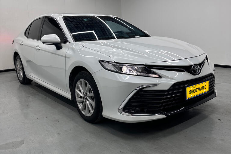 Toyota Camry 2022, 2.0