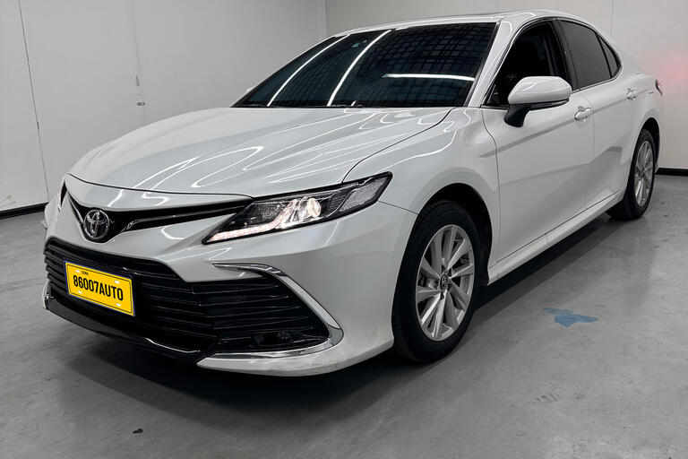 Toyota Camry 2022, 2.0