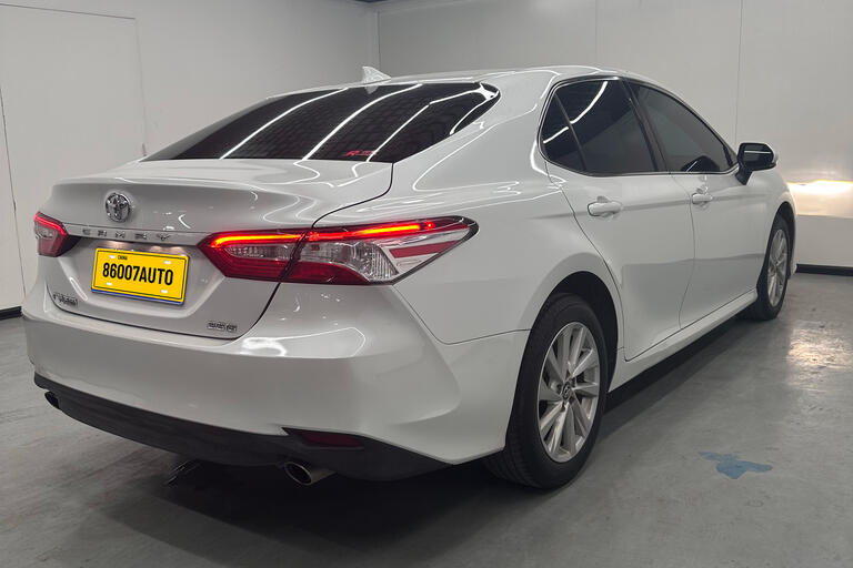 Toyota Camry 2022, 2.0