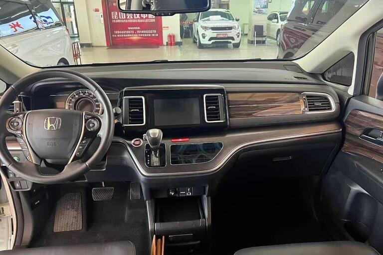 Honda Elysion 2019,2.4