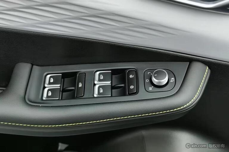 Geely Coolray SX11 2024,1.5