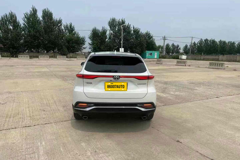 Toyota Harrier  2022, 2.0