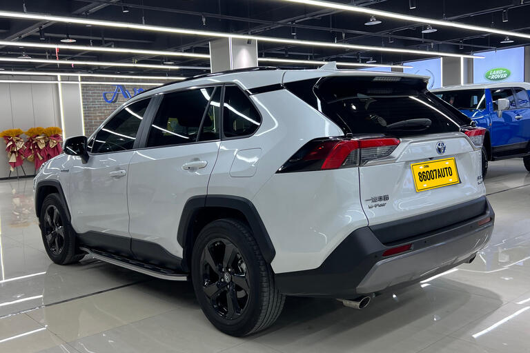 Toyota RAV4 2021,2.5