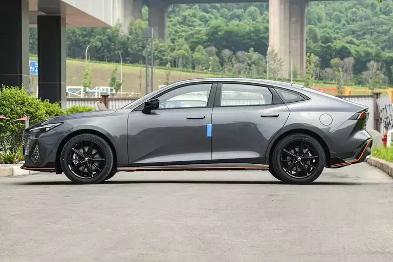 Changan UNI-V 2.0, 2023