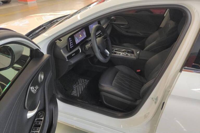 Chery Arizer 8 2022, 1.6