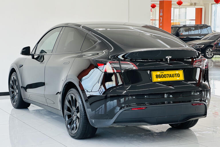 Tesla Model Y 2021