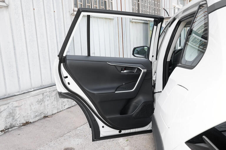 Toyota RAV4 2024,2.0