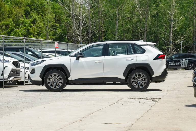 Toyota RAV4 2024,2.0