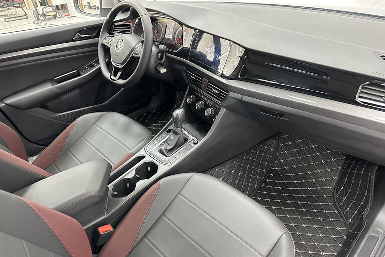 Volkswagen Bora 2021, 1.5