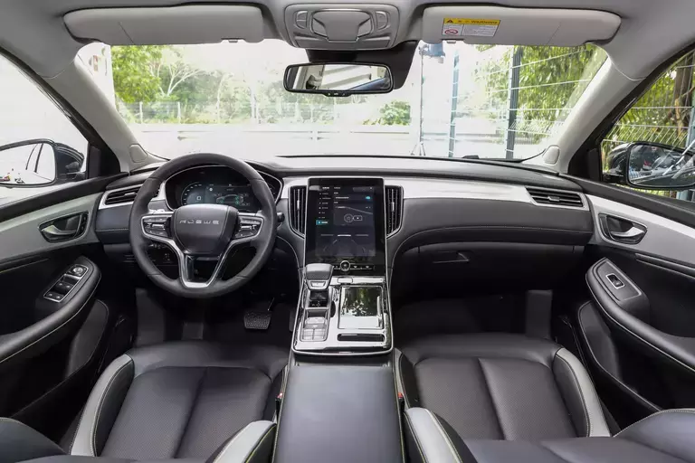 Roewe i6 MAX 2020