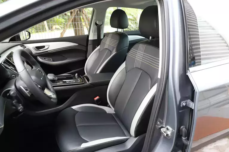 Roewe i6 MAX 2020