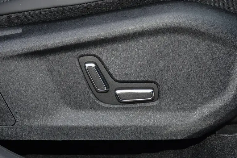 Geely Monjaro, 2021, 2.0