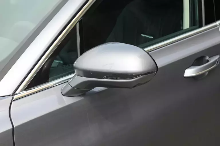 Hongqi H5 2023