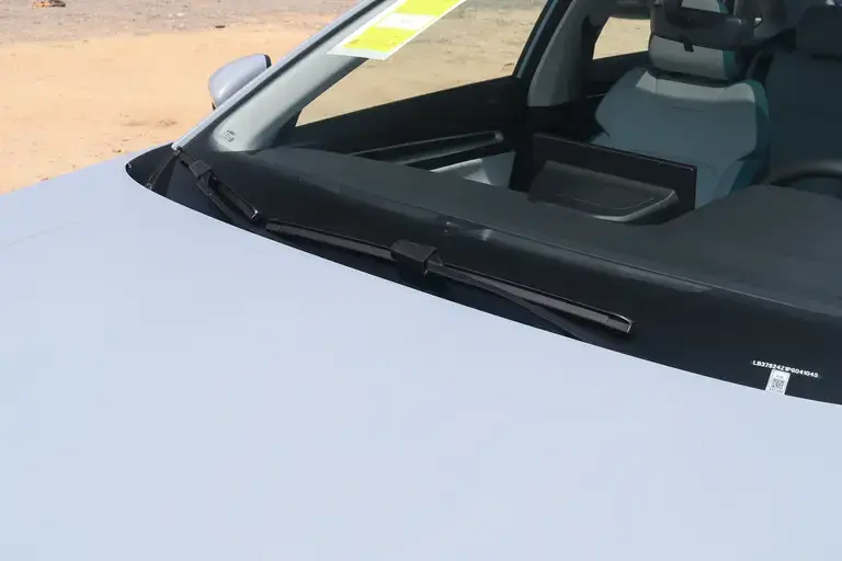 Geely Haoyue L