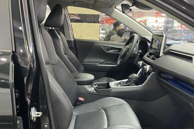 Toyota wildlander, 2020 2.0