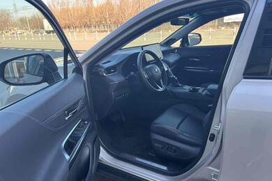 Toyota Venza 2022,2.0